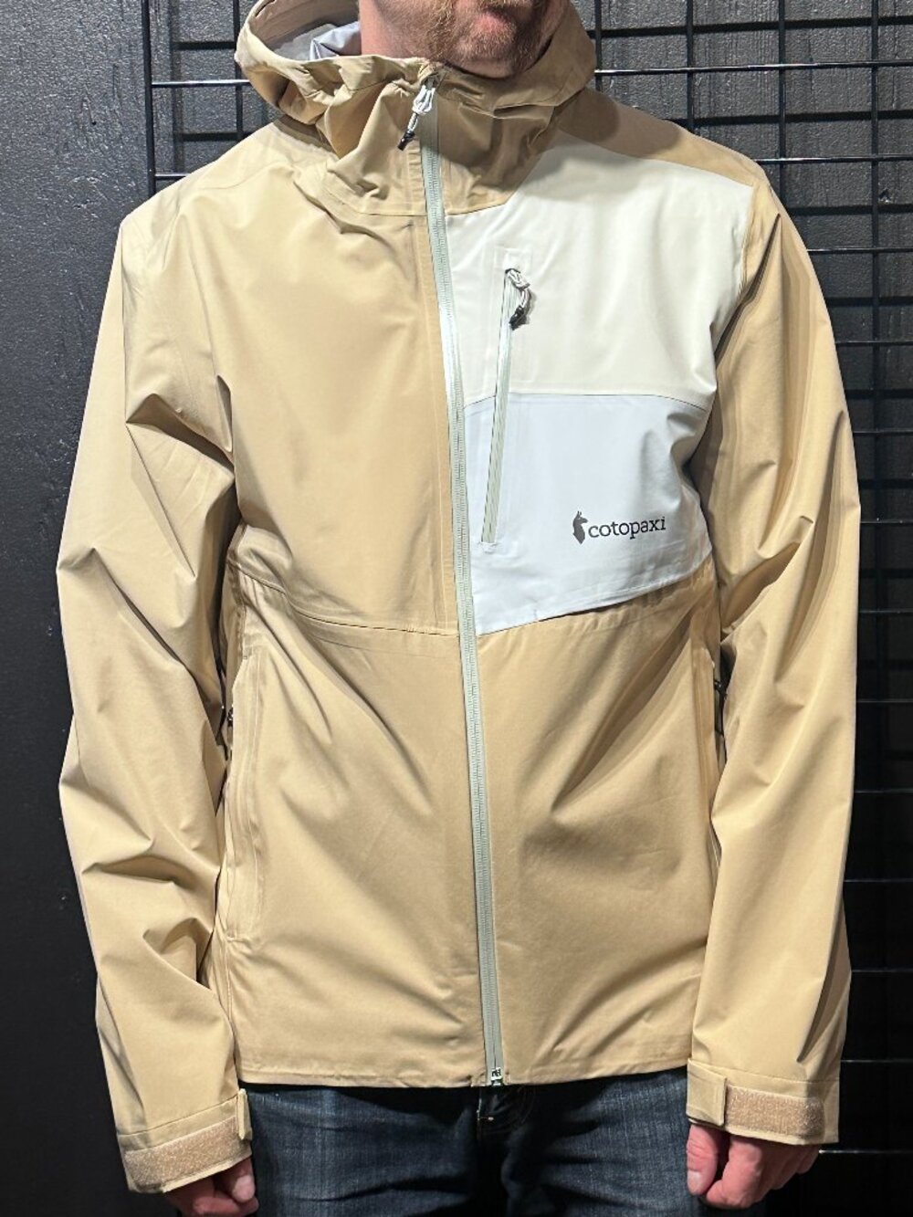 🌧️ Cotopaxi Impermeo Jacket | Men's Medium | Khaki